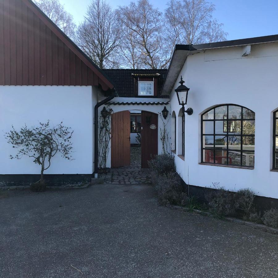 Stort Rymligt Boende Med Tva Sovrum Och Pentry I Lantlig Miljoe Höllviken المظهر الخارجي الصورة