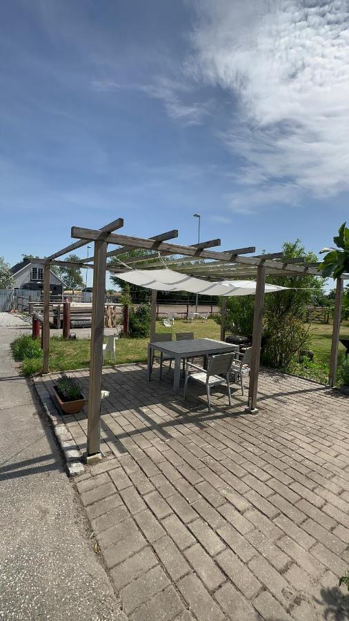 Stort Rymligt Boende Med Tva Sovrum Och Pentry I Lantlig Miljoe Höllviken المظهر الخارجي الصورة